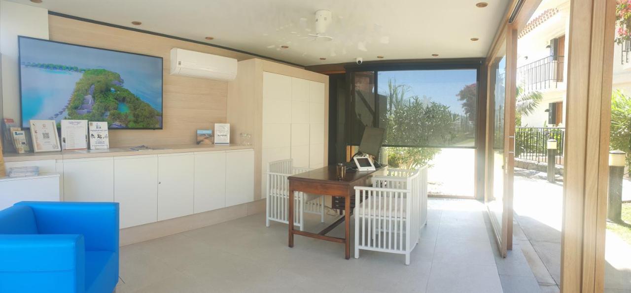 Apartamentos Casas Carmen - Adults Only Playa del Inglés Eksteriør billede